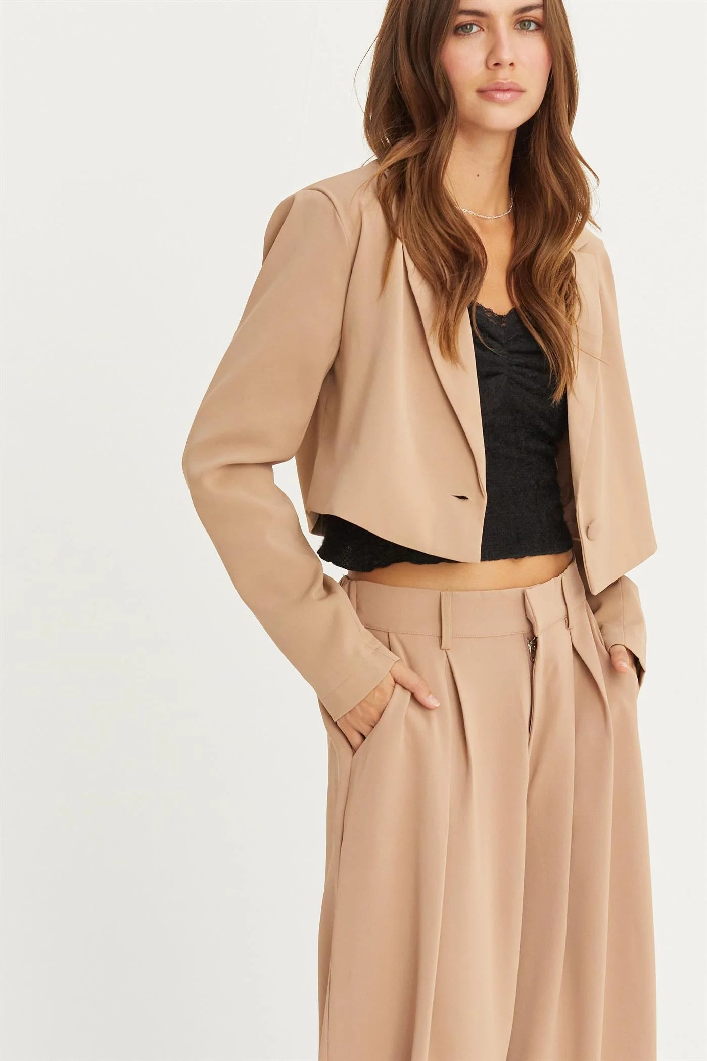 Isabella Cropped Blazer